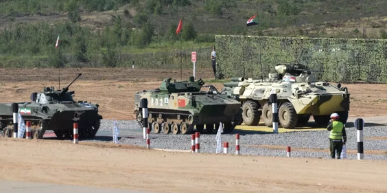 ZBD03步兵戰(zhàn)車亮相“空降排”，92A輪式裝甲車再戰(zhàn)“晴空”